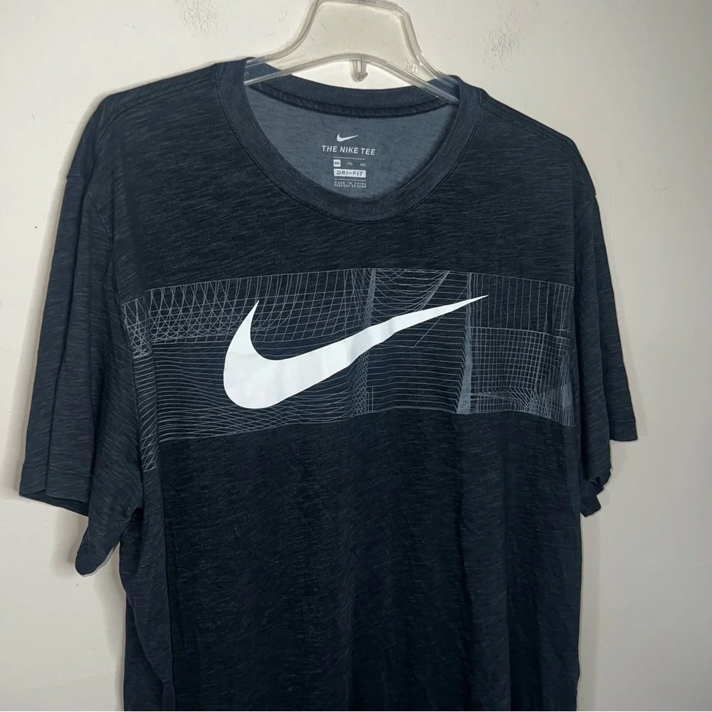 Nike Dri Fit Black Swoosh T-shirt Men’s Size XXL